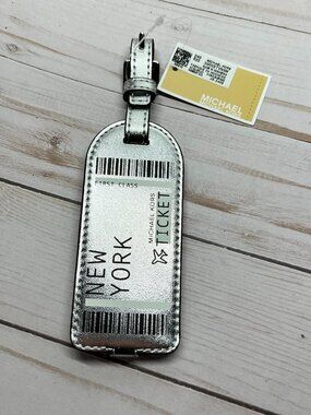 MICHAEL KORS Jet Set Travel Luggage Tag (Silver)